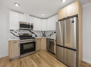 294 Hoboken Ave Floor 3, Jersey City, NJ 07306