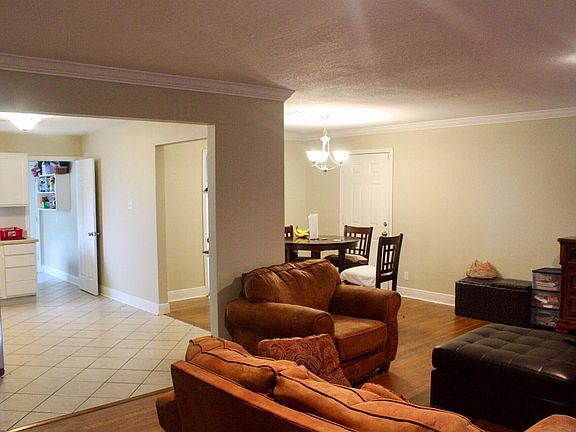 4th image of 3235 N Willowood Ln