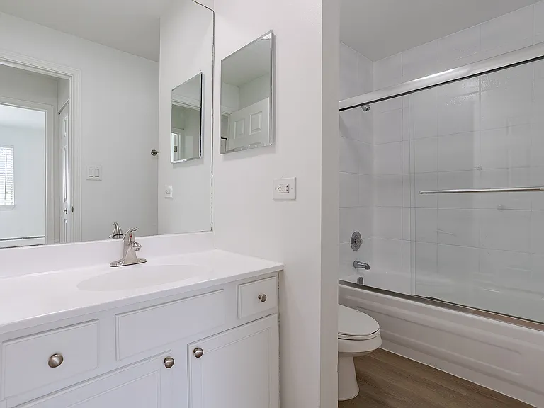 ReNew on Naper — Photo 18