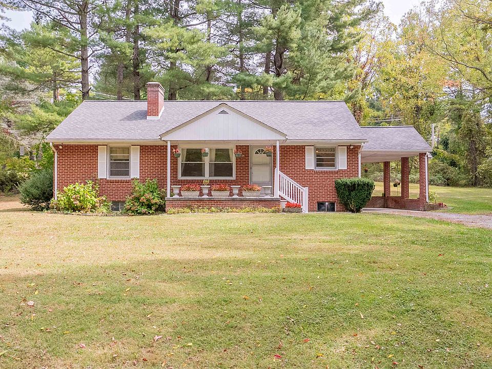 1st image of 724 Lucas Dr