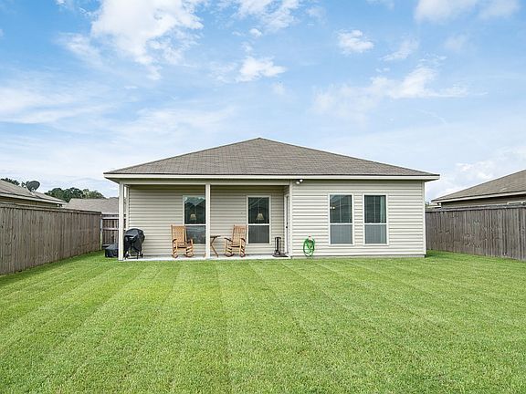 3rd image of 15404 Eaglestone Dr