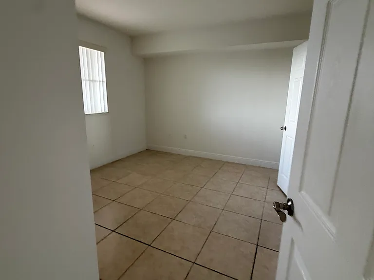 6357 SW 8th St #702 — Photo 17