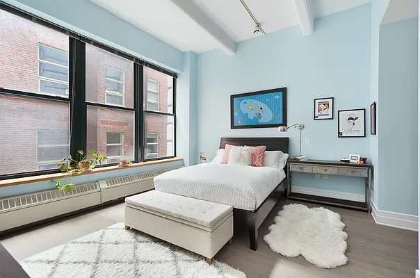 Rented by Compass | media 18