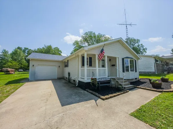 1319 N Mulberry St, Mount Carmel, IL 62863
