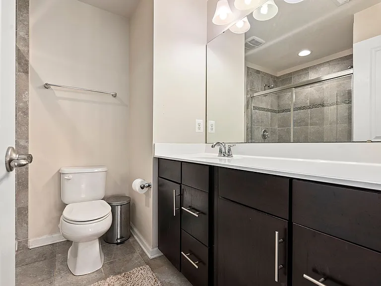 4527 Foster Ave — Photo 16