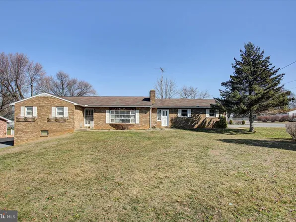 1343 2nd Ave, Chambersburg, PA 17202