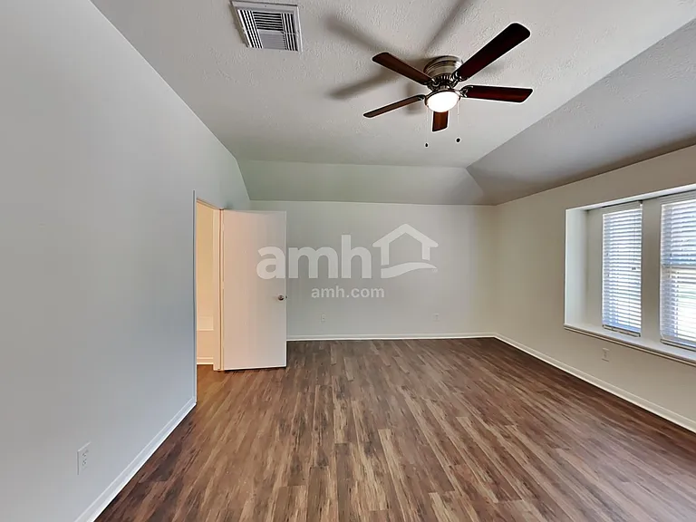 7007 Durango Dr — Photo 12