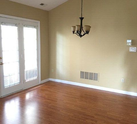 3rd image of 3218 Majestic Prince Dr