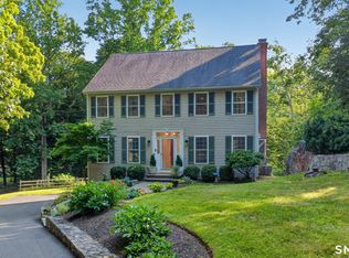 15 Purdy Station Rd, Newtown, CT 06470