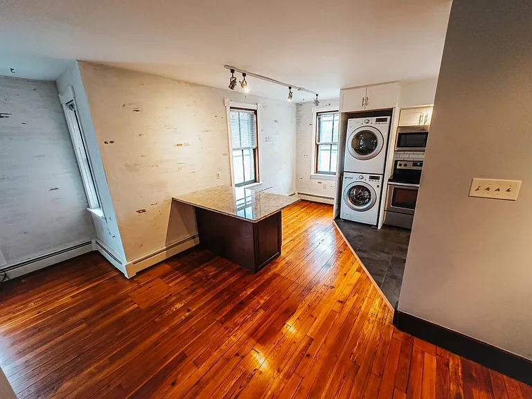 300B Stuart Ave #300B — Photo 18