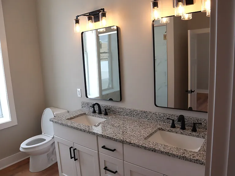 128 N Water Ave — Photo 19
