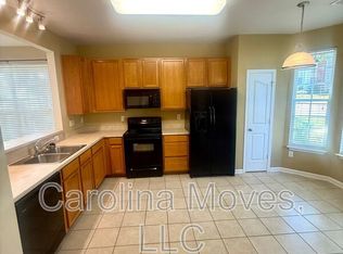 100 Xander Dr, Greer, SC 29650