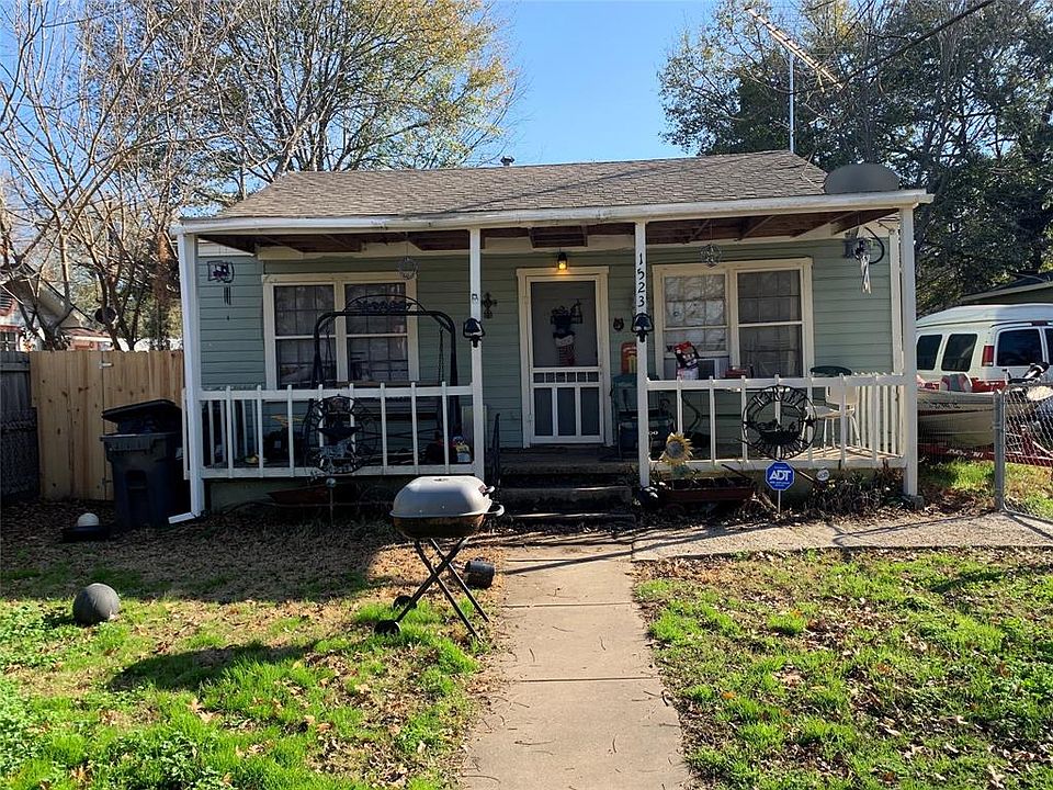 1st image of 1523 Magnolia Ave