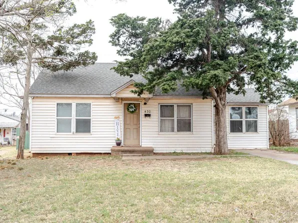 430 S 15th St, Clinton, OK 73601