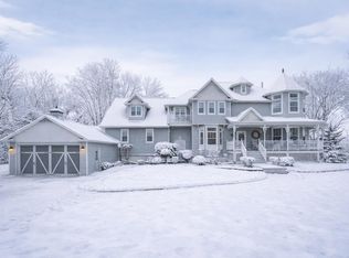 107 Lamine Ln, Combined Locks, WI 54113