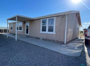 205 Manhattan Park Dr, Santa Clara, NM 88026