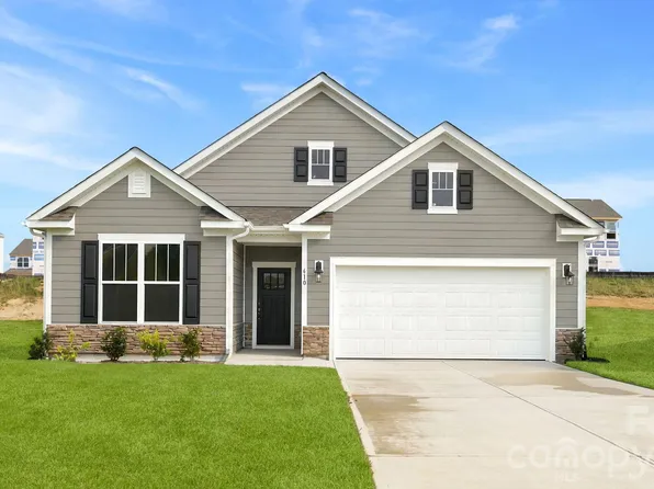 610 River Bottom Rd, Fletcher, NC 28792