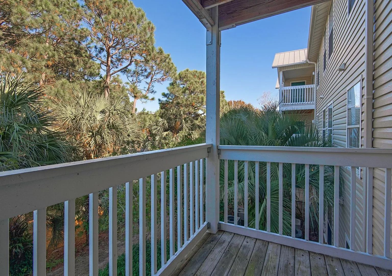 Beautifully remodeled 1B/1B Unfurnished Condo near Beach in the Heart of Destin! — Photo 4