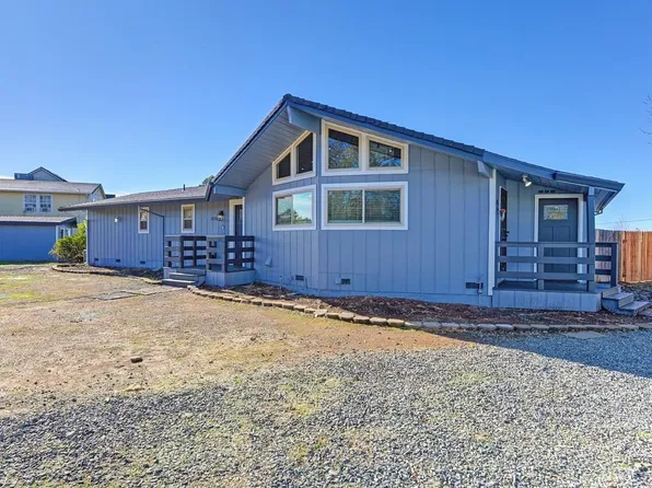 8144 Hedgepeth Rd, Valley Springs, CA 95252