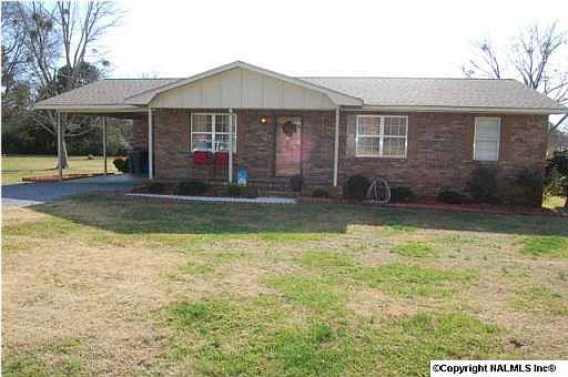 2nd image of 138 Lynn Dr