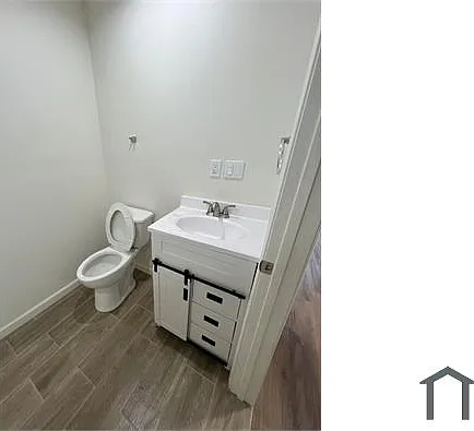 10944 1/2 Hickory St — Photo 12