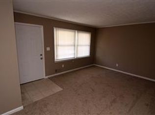 807 Vanderbilt Ct NW, Atlanta, GA 30318