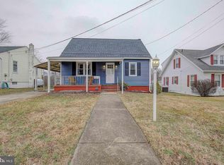 212 Lake Rd, Pasadena, MD 21122