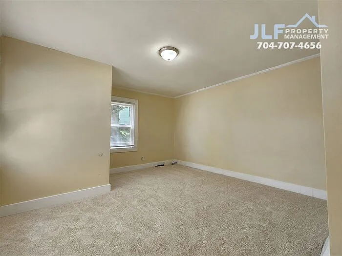 193 Hoover Ave NE — Photo 6