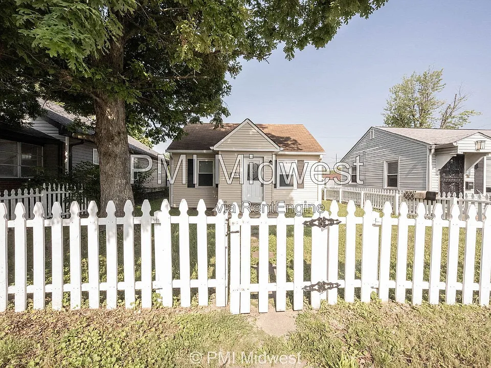 74 N 2nd Ave