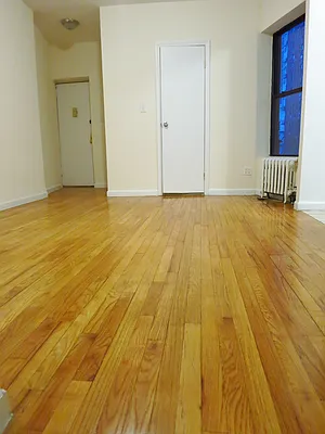 Rented by City & Suburban | media 21