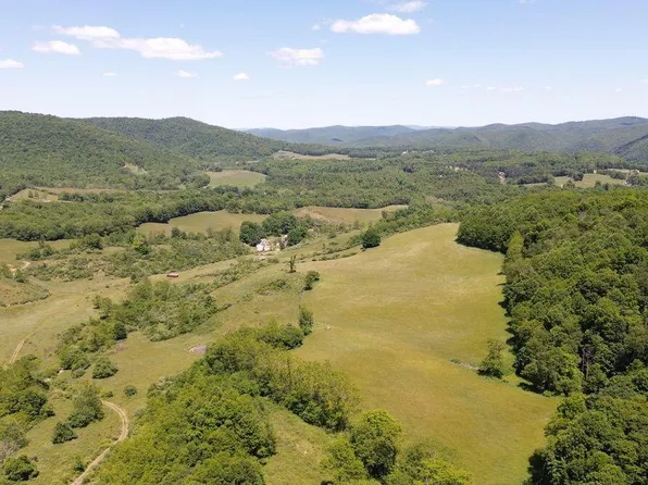 275 Old Us Highway 219 Rd, Buckeye, WV 24924