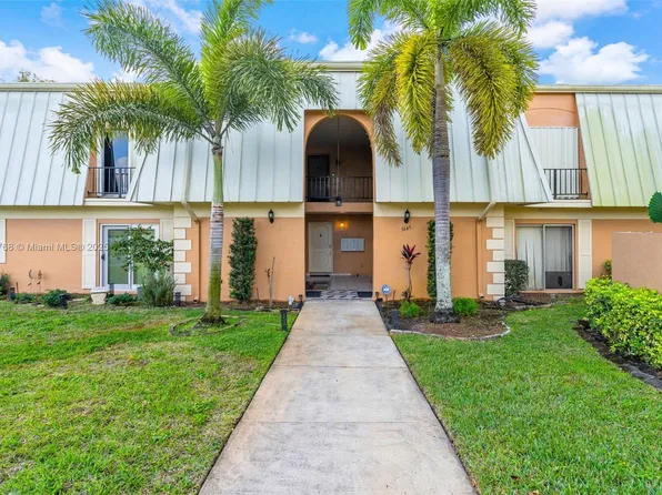 3645 Citrus Trce APT 2, Davie, FL 33328