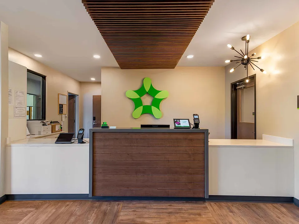 Lobby and Guest Check-in