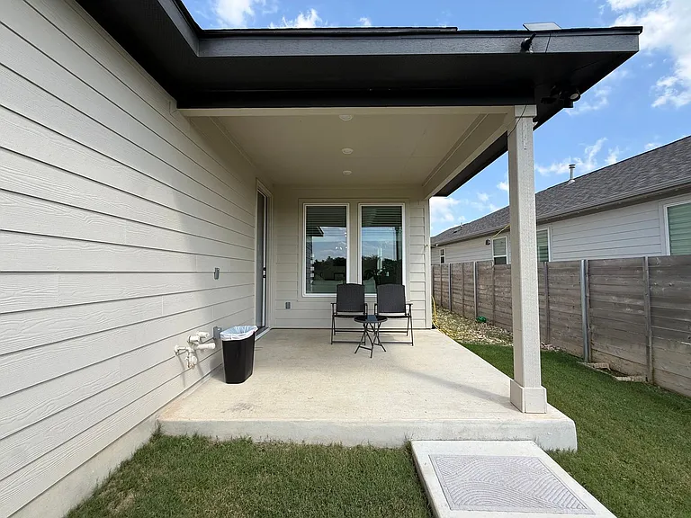 437 Leeward Pass — Photo 36