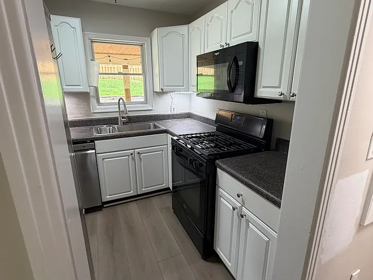 1301 Palmer Dr — Photo 16