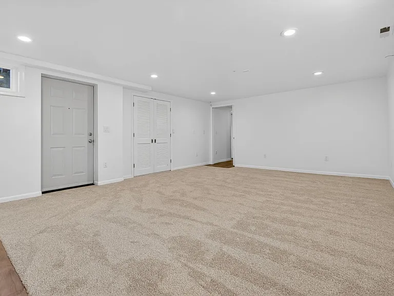 12550 SE 242nd Ave — Photo 34