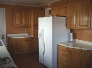 2045 Mullin Rd, Dubuque, IA 52001