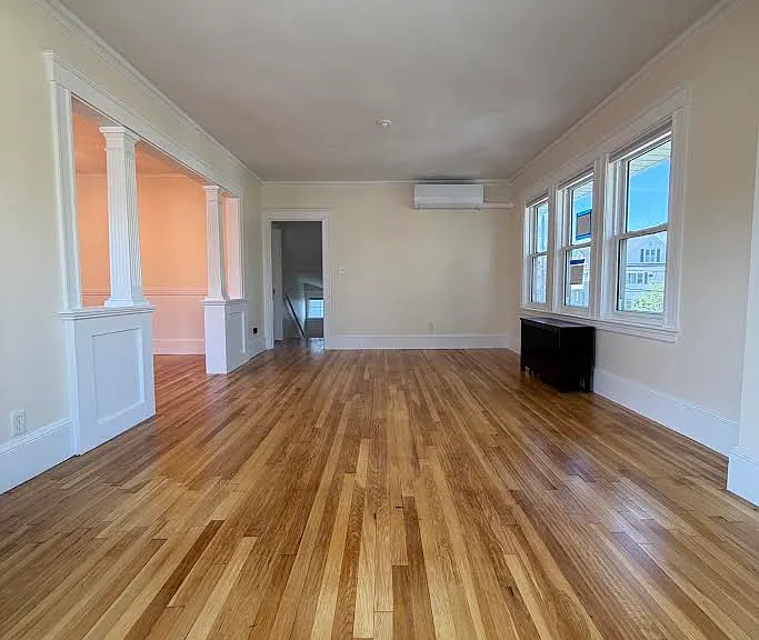 15 Burch St — Photo 7
