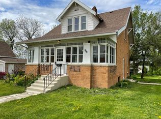 960 Pioneer Ave, Lafayette, MN 56054