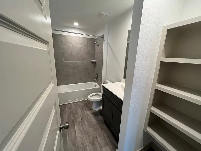 618 Thunder Cloud Dr — Photo 16