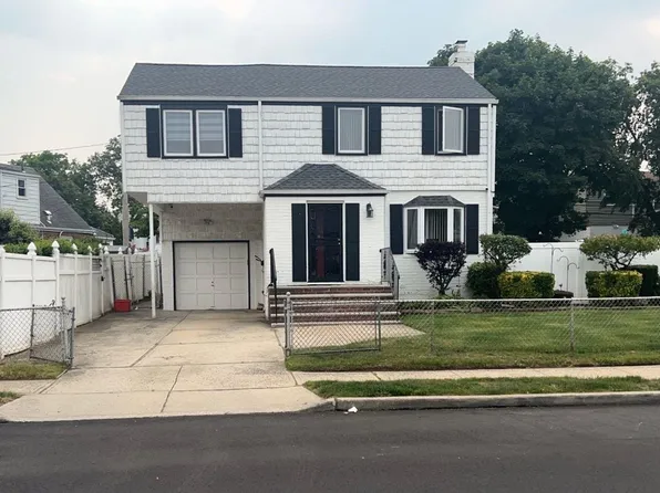 345 Norfeld Boulevard, Elmont, NY 11003