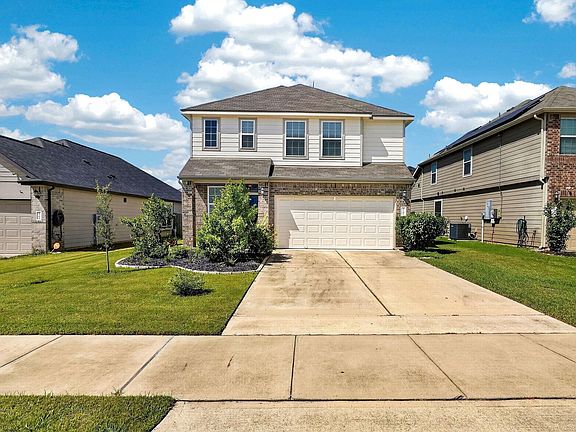 3rd image of 4702 Los Pines Way