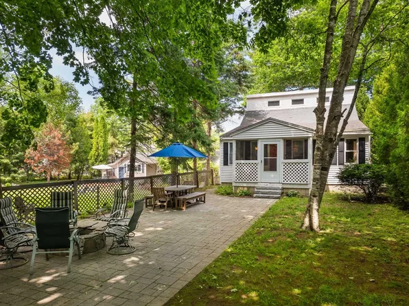 6 Oceanside Avenue E, York, ME 03909