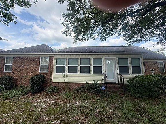 2nd image of 14 Radcliff Dr