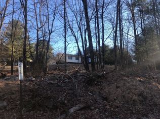 982 Effort Neola Rd, Stroudsburg, PA 18360