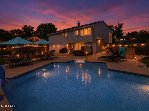1031 Zircon Drive, Toms River, NJ 08753