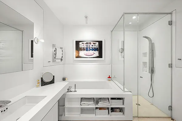 Rented by Douglas Elliman | media 29