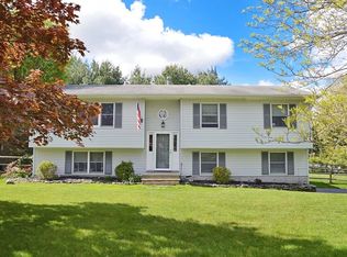 2C Utopian Pl, Suffern, NY 10901