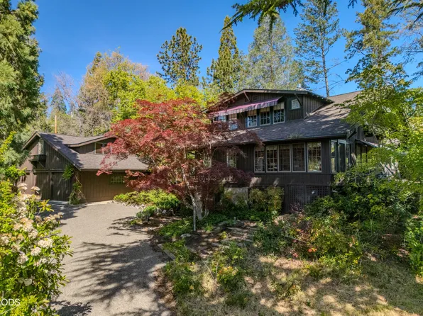 2569 Old Stage Rd, Central Point, OR 97502