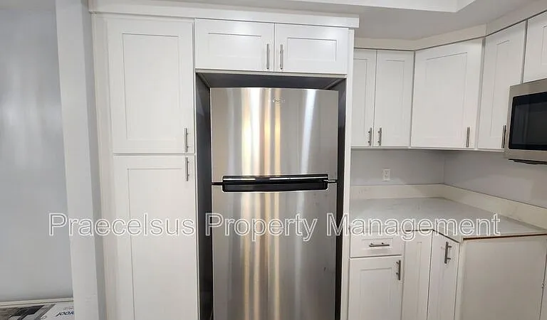2047 Lakeridge Cir #104 — Photo 8